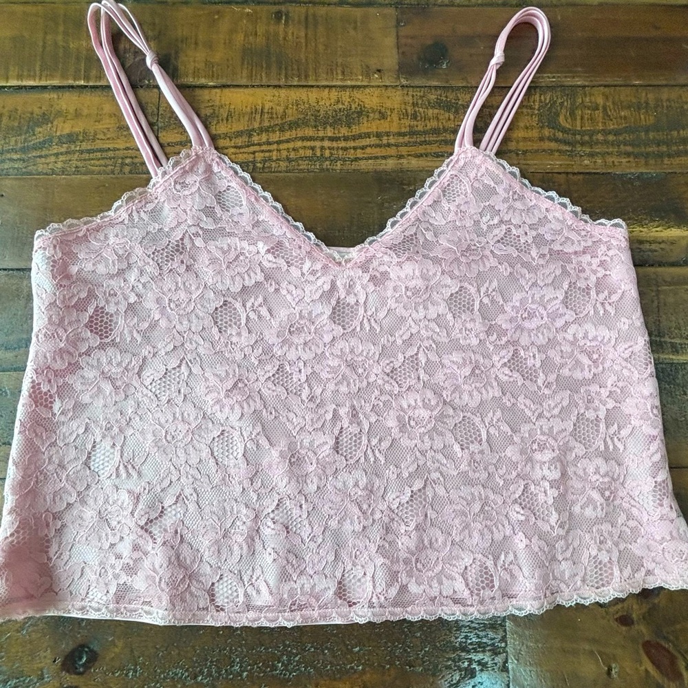Vintage Victoria’s Secret Gold Label Lace Crop Cami! - Picture 4 of 7